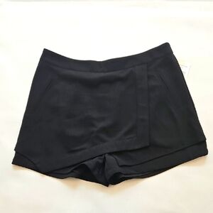 Sanctuary Skort Size Large NEW!